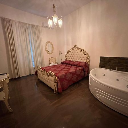 Bed and Breakfast Beb Mariafrancesca Neapol Zewnętrze zdjęcie