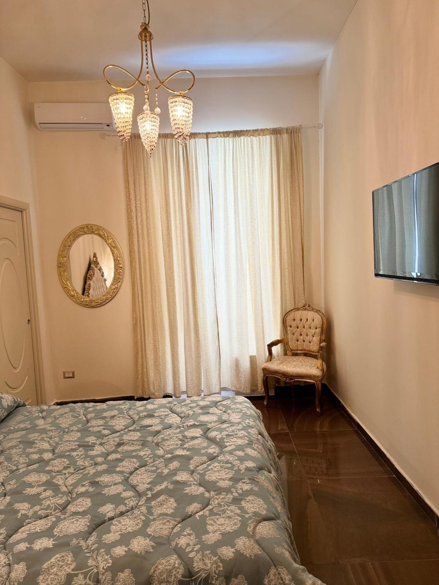 Bed and Breakfast Beb Mariafrancesca Neapol Zewnętrze zdjęcie