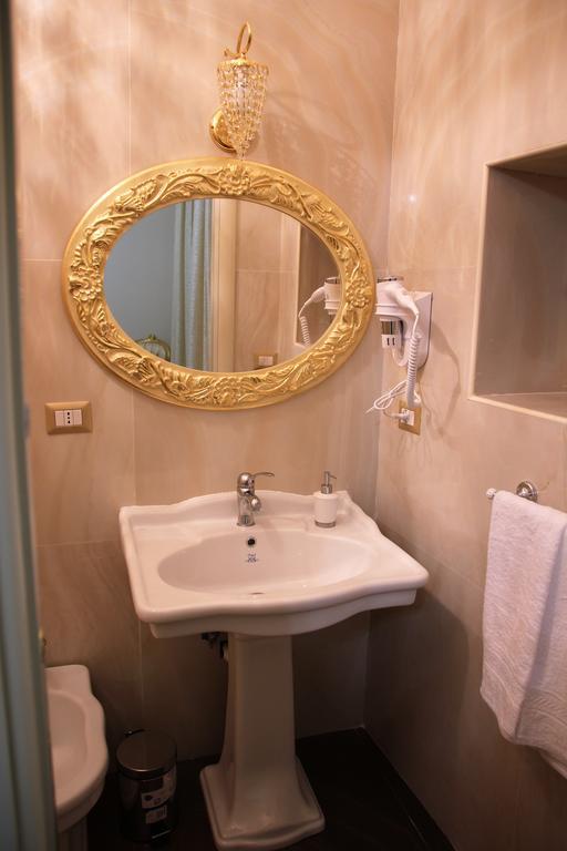 Bed and Breakfast Beb Mariafrancesca Neapol Zewnętrze zdjęcie