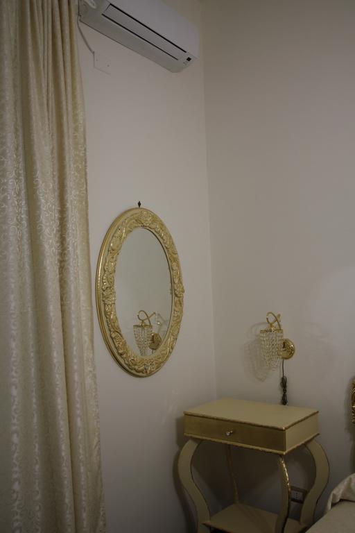 Bed and Breakfast Beb Mariafrancesca Neapol Zewnętrze zdjęcie