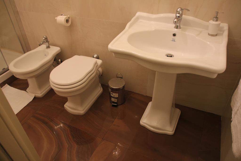 Bed and Breakfast Beb Mariafrancesca Neapol Zewnętrze zdjęcie