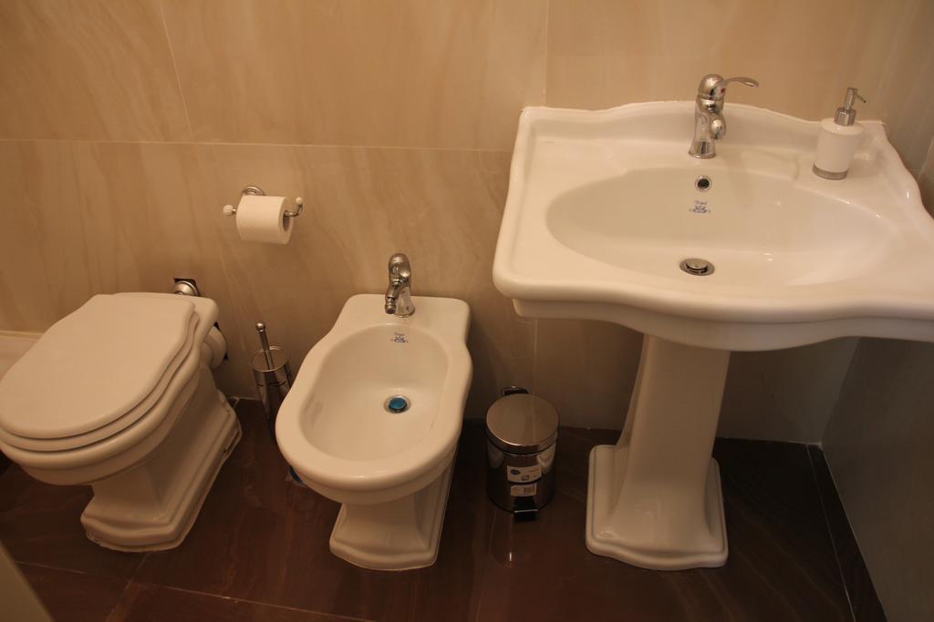 Bed and Breakfast Beb Mariafrancesca Neapol Zewnętrze zdjęcie