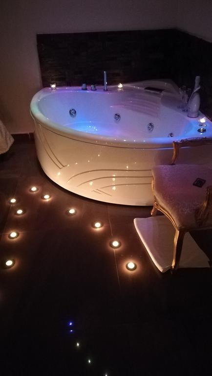 Bed and Breakfast Beb Mariafrancesca Neapol Zewnętrze zdjęcie
