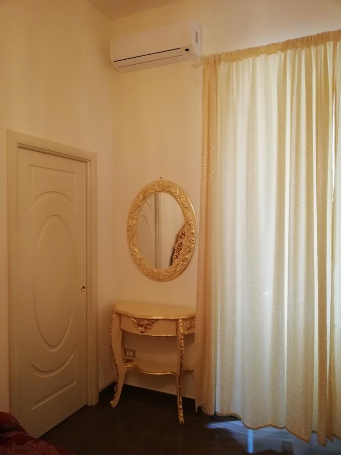 Bed and Breakfast Beb Mariafrancesca Neapol Zewnętrze zdjęcie