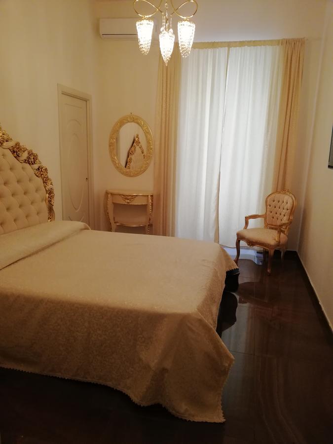 Bed and Breakfast Beb Mariafrancesca Neapol Zewnętrze zdjęcie